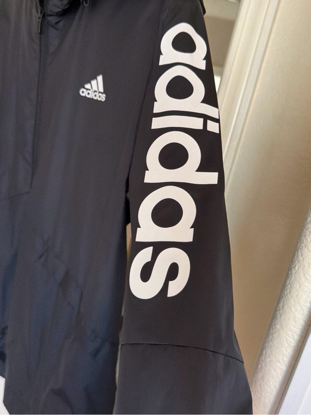 Women’s Adidas windbreaker